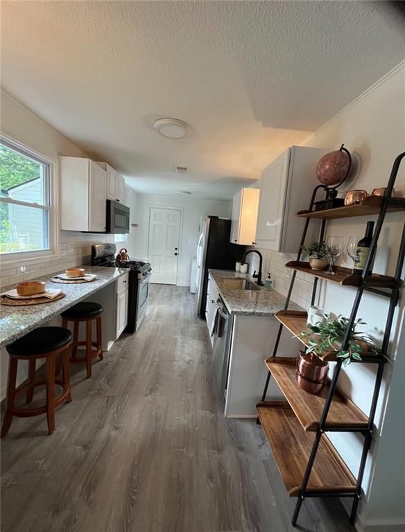 7609 Foster Street — photo 4