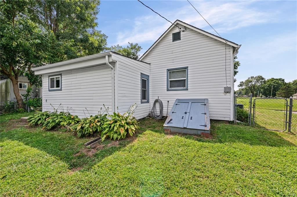 1138 Kansas Street — photo 13