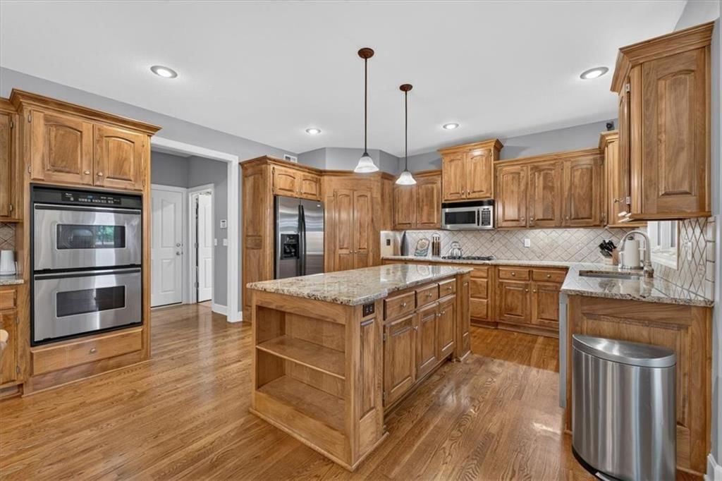 14804 Carter Street — photo 25