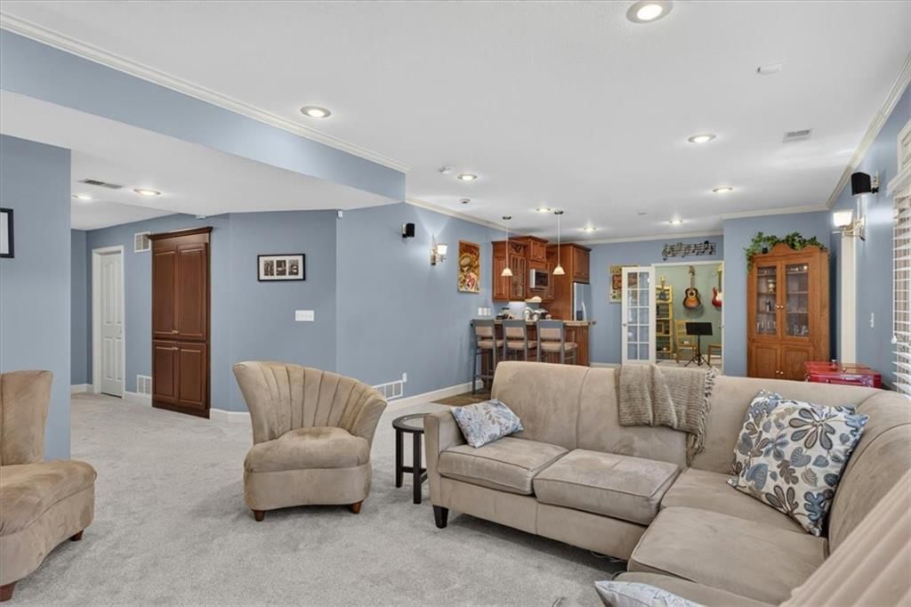 14804 Carter Street — photo 41