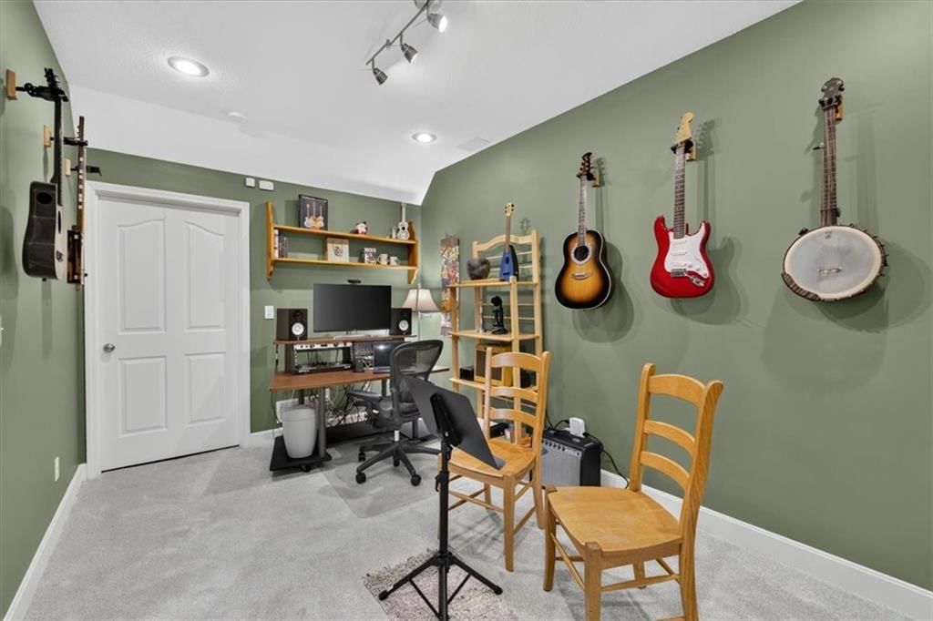 14804 Carter Street — photo 45