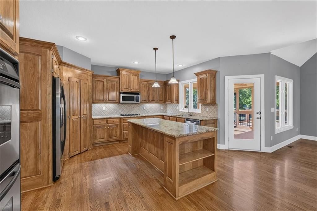 14804 Carter Street — photo 79
