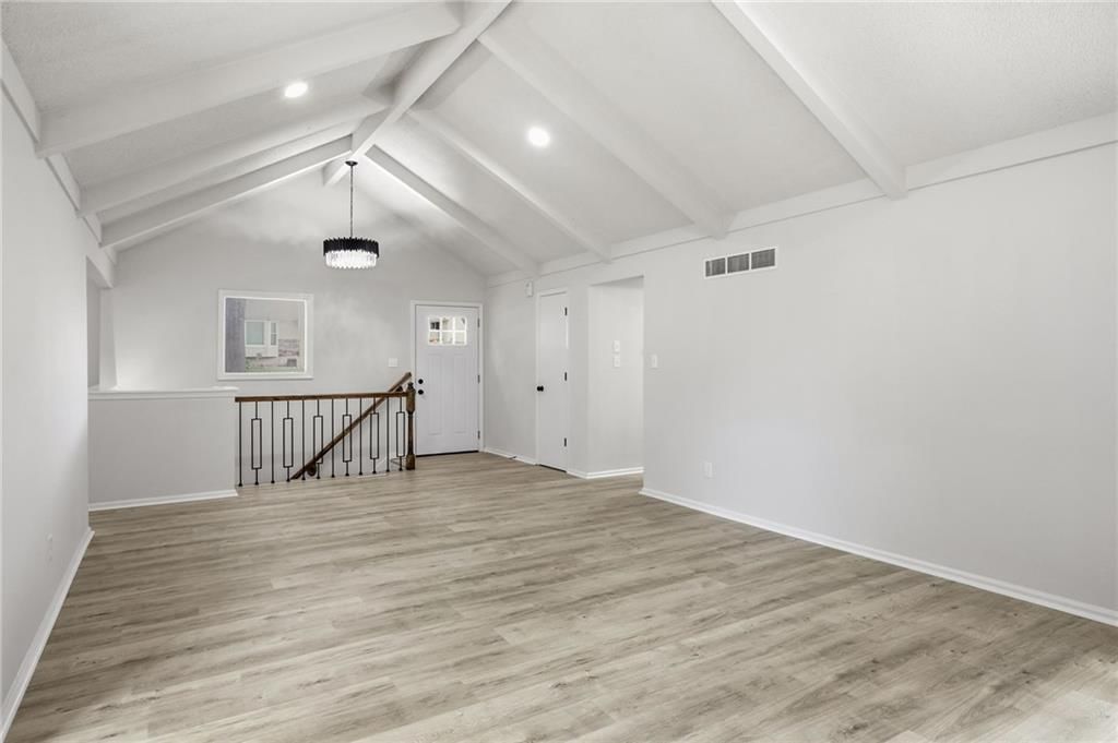 3702 NE Grant Street — photo 7