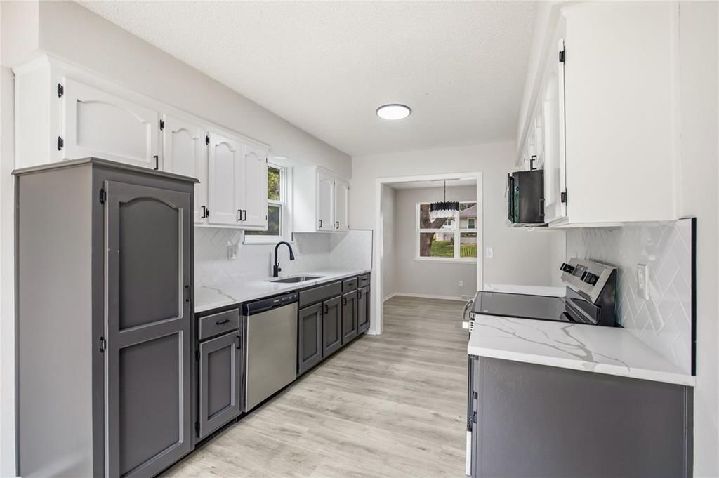 3702 NE Grant Street — photo 13