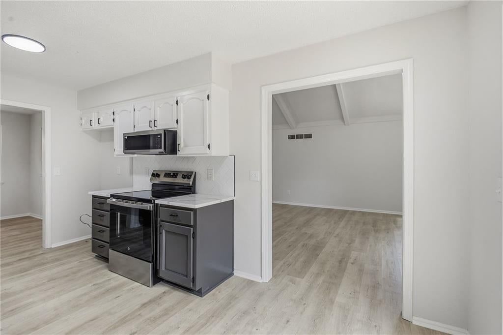3702 NE Grant Street — photo 16