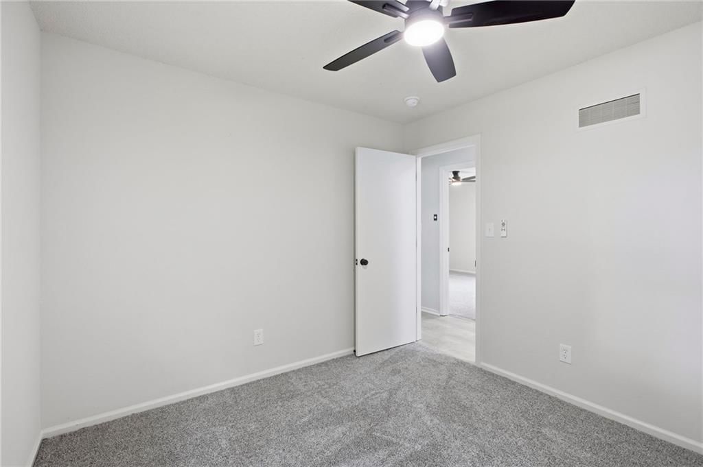 3702 NE Grant Street — photo 19