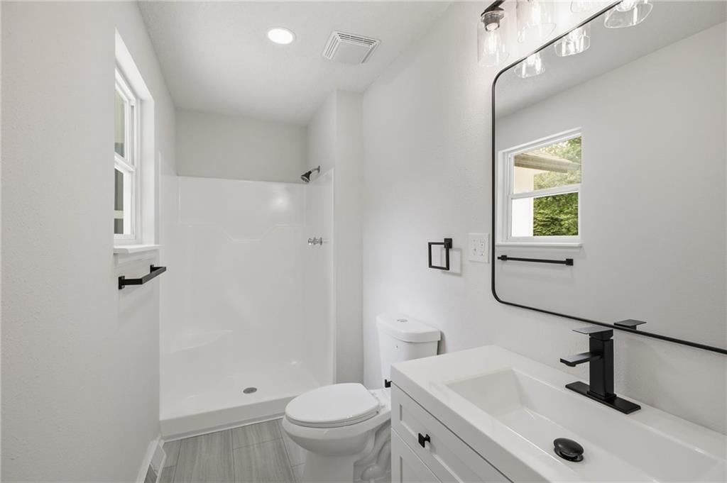 3702 NE Grant Street — photo 25