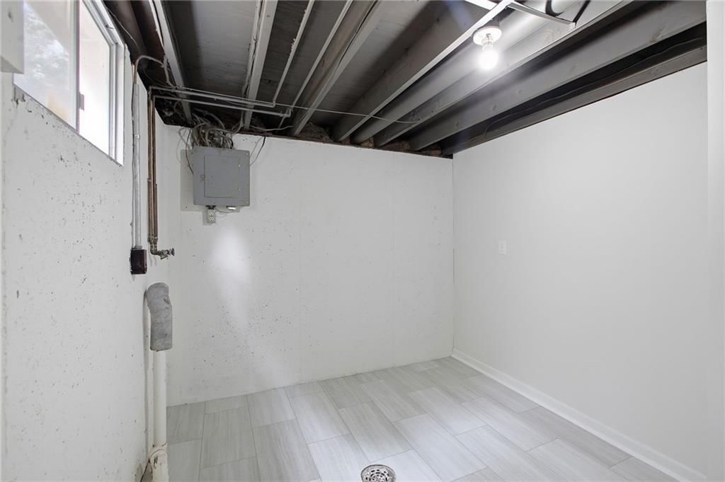 3702 NE Grant Street — photo 31