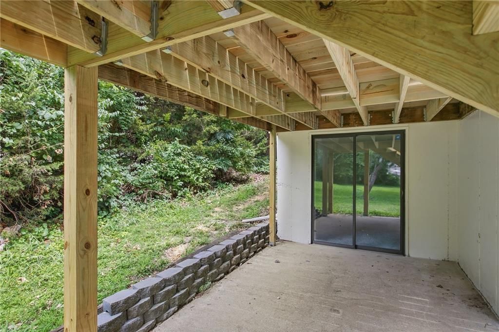 3702 NE Grant Street — photo 37