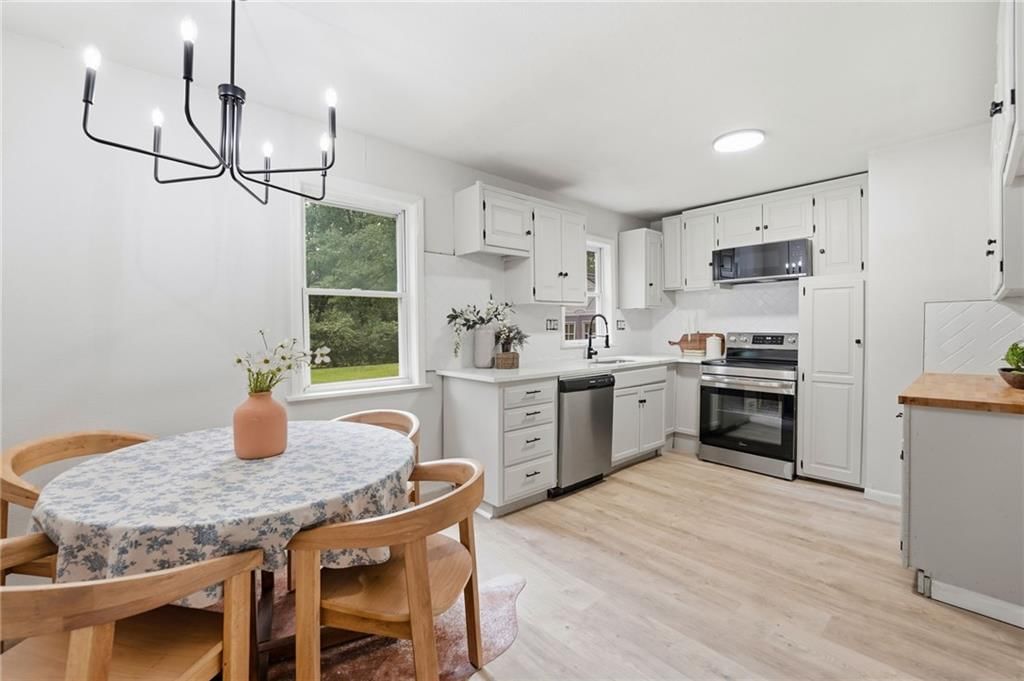 Photo 9 of 32 - 17249 S Prospect Avenue, Belton, MO 64012