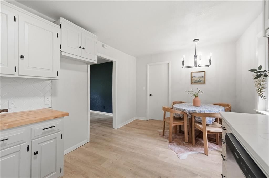 Photo 11 of 32 - 17249 S Prospect Avenue, Belton, MO 64012