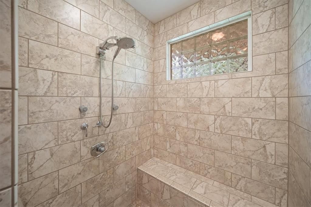 180 Hever Knoll — photo 12