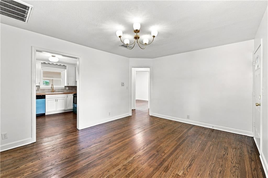 7533 Marty Street — photo 5