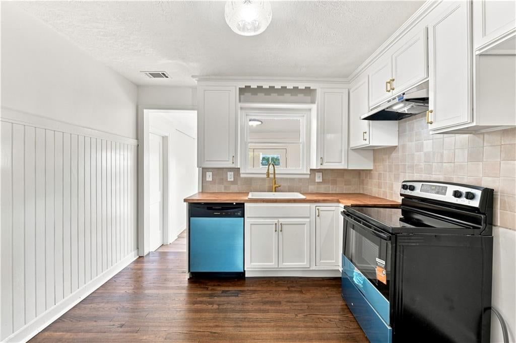 7533 Marty Street — photo 6