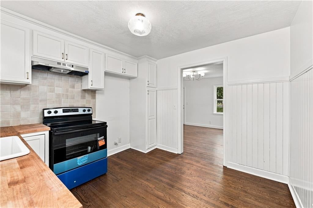 7533 Marty Street — photo 8
