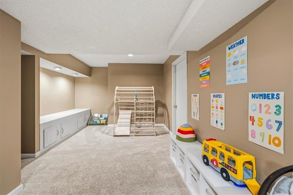 9402 W 47th Terrace — photo 25