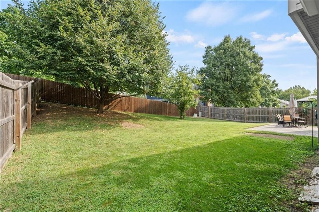 9402 W 47th Terrace — photo 27