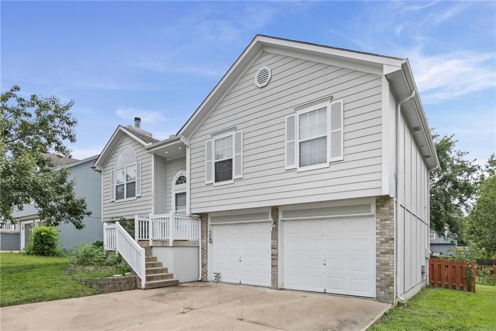 16414 Hight Avenue, Belton, MO: listing photo 2