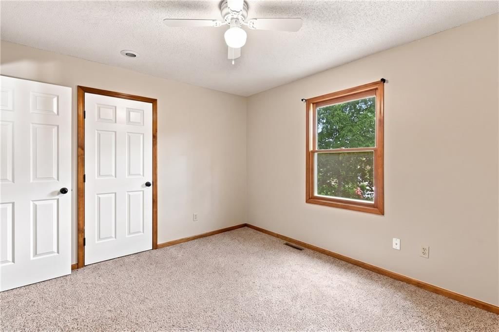 1207 SW Eastman Court — photo 22