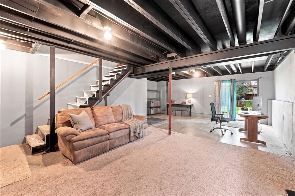 1207 SW Eastman Court — photo 23