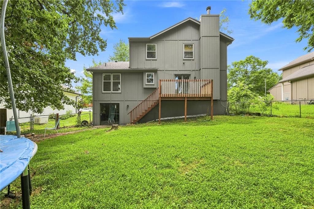 1207 SW Eastman Court — photo 28