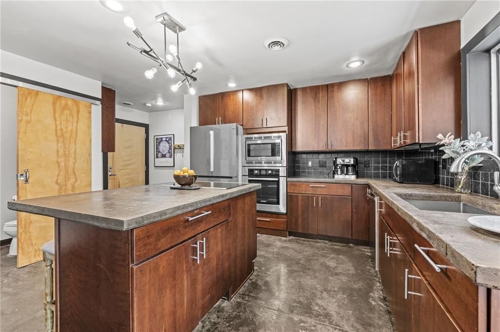 4525 Wyoming Street — photo 11