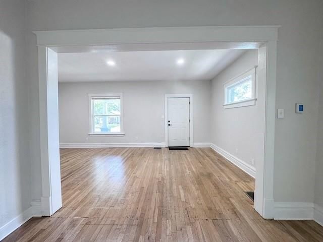 1219 E 41st Street — photo 18