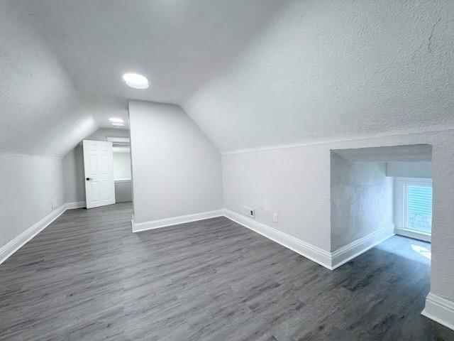 1219 E 41st Street — photo 27