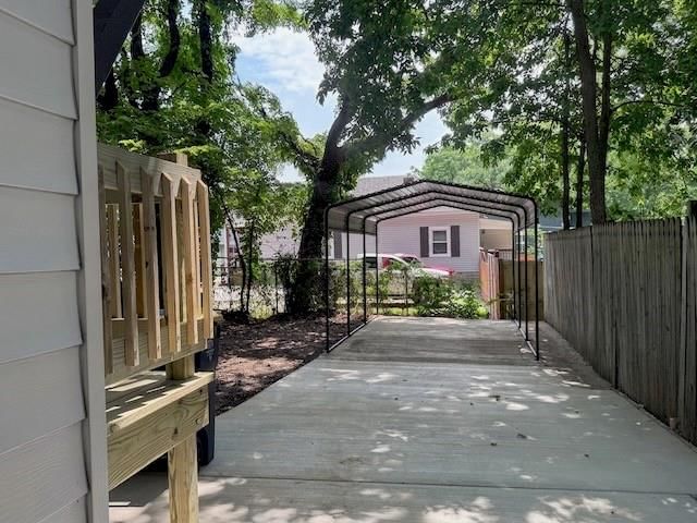 1219 E 41st Street — photo 37