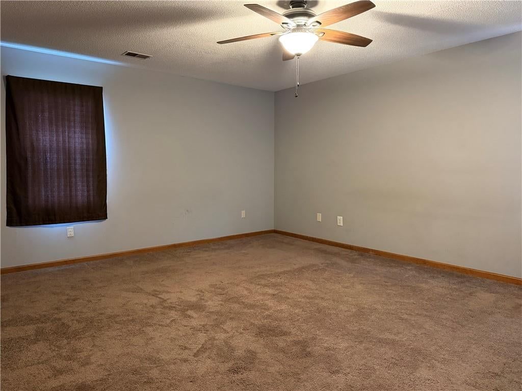 909 Daisy Street — photo 25