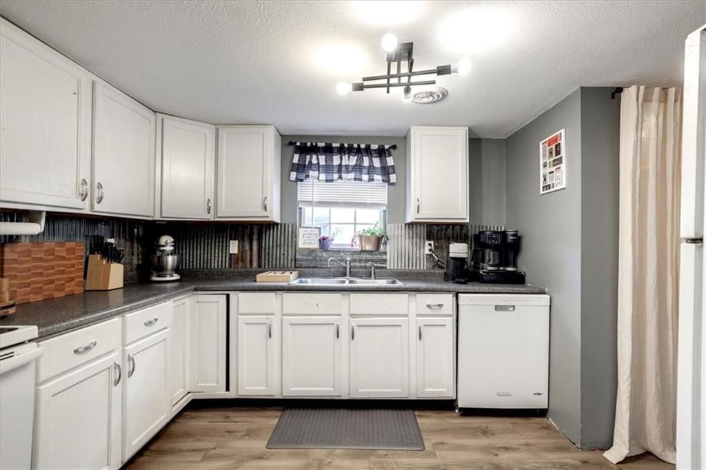 204 W Pearl Street — photo 10