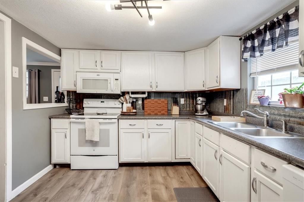 204 W Pearl Street — photo 11