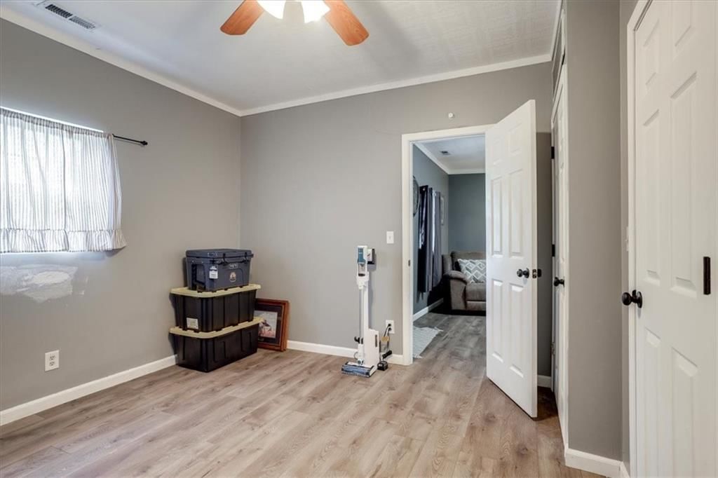 204 W Pearl Street — photo 20