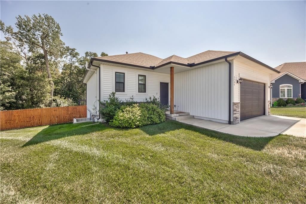 3704 NW 95th Street — photo 55