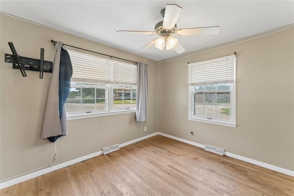 101 W Insley Avenue — photo 31