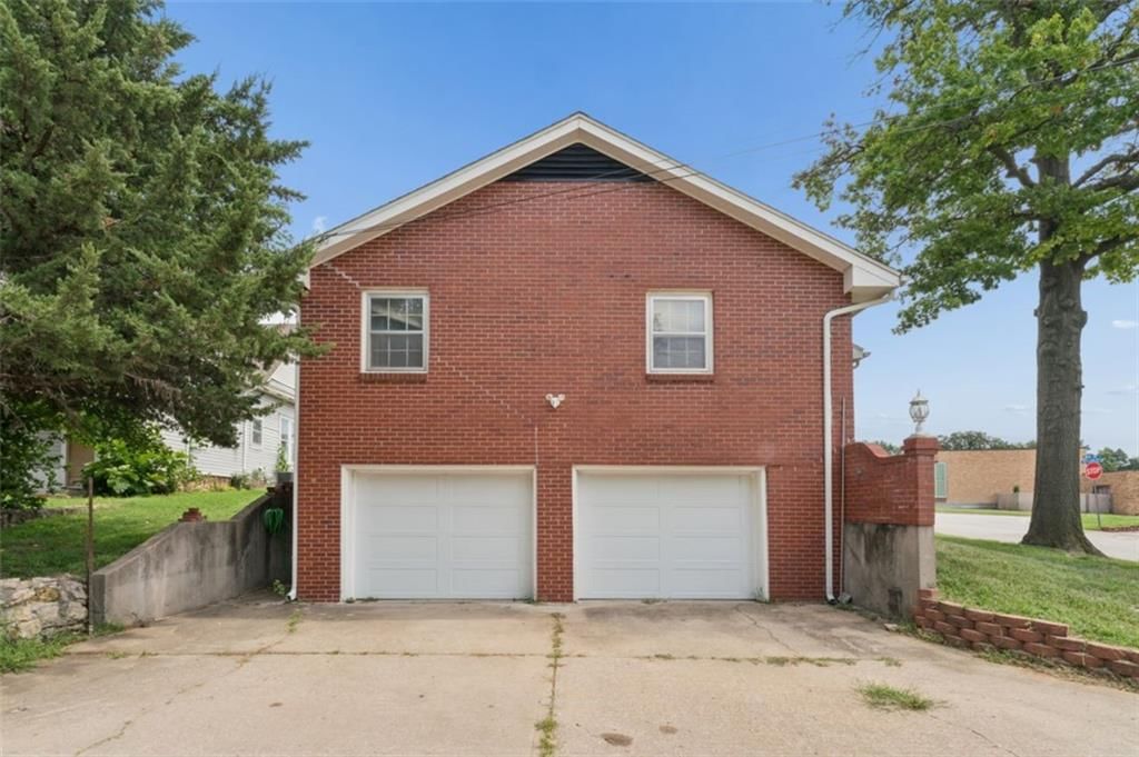 101 W Insley Avenue — photo 47