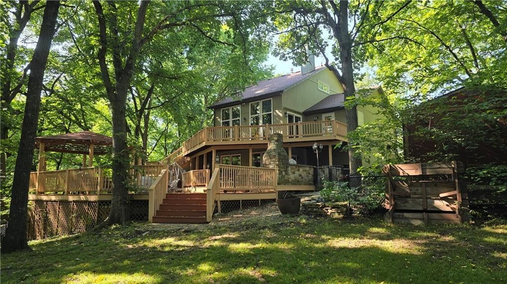 15421 Kansas Avenue, Basehor, KS