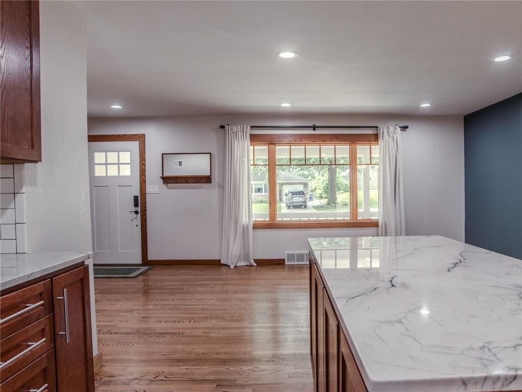 4716 W 61st Street — photo 15