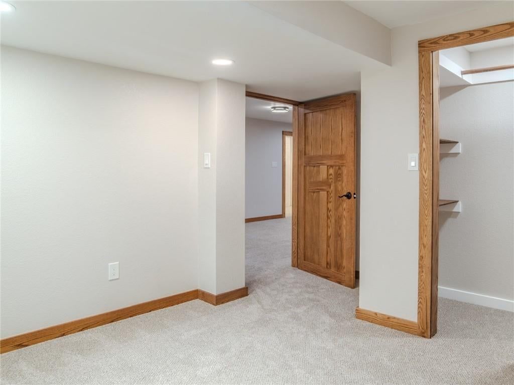 4716 W 61st Street — photo 32