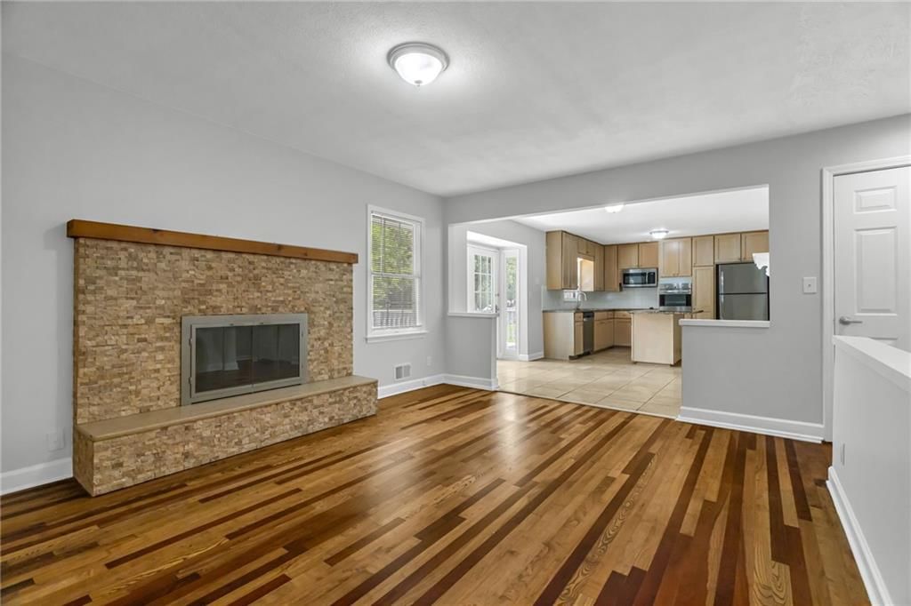1235 SW Horizon Drive — photo 5