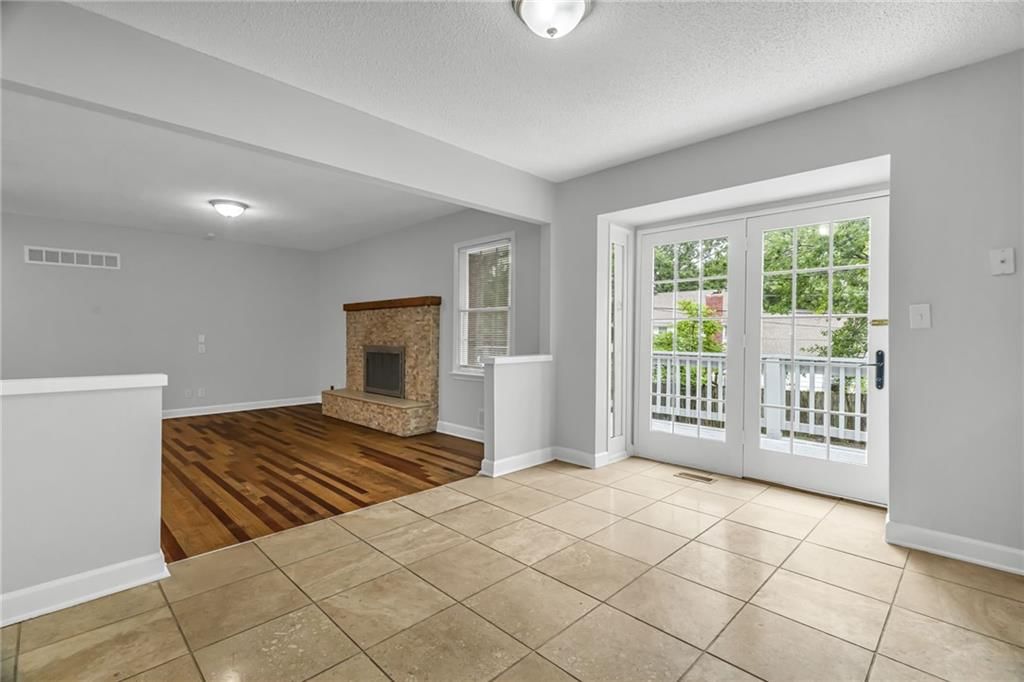 1235 SW Horizon Drive — photo 9