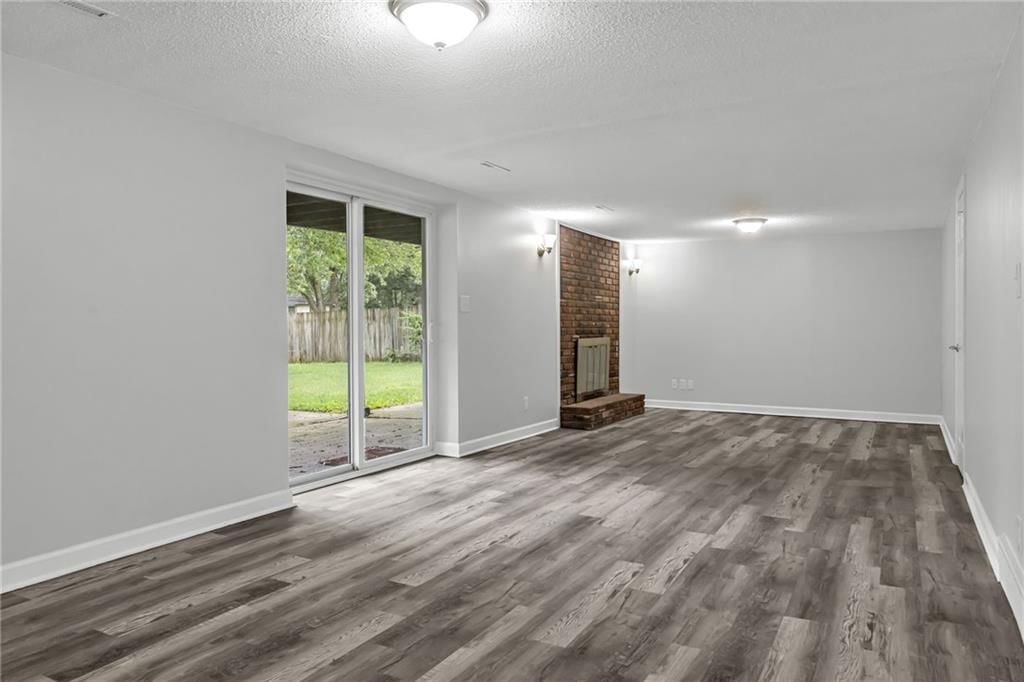 1235 SW Horizon Drive — photo 21
