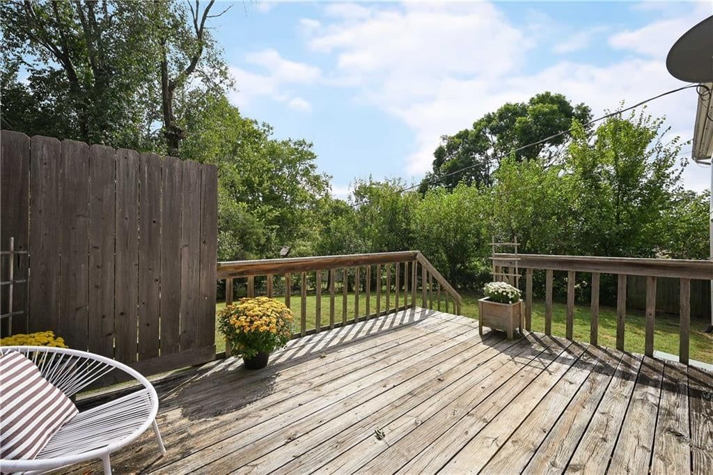 303 SW Pinnell Drive — photo 6