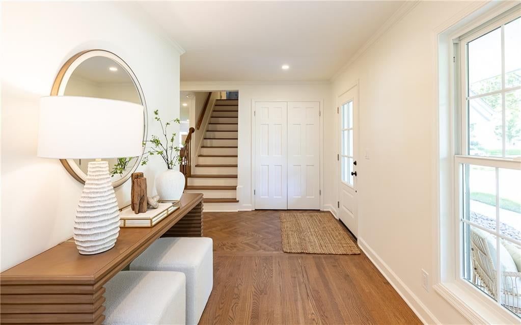 Photo 5 of 44 - 9308 Alhambra Street, Prairie Village, KS 66207