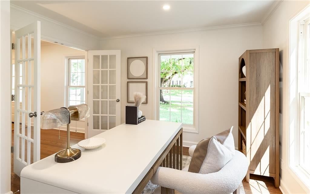 Photo 7 of 44 - 9308 Alhambra Street, Prairie Village, KS 66207