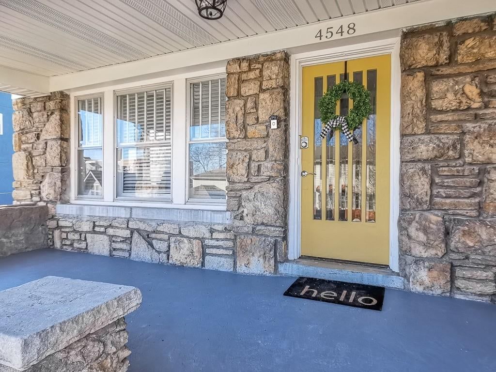 4548 Mercier Street — photo 2