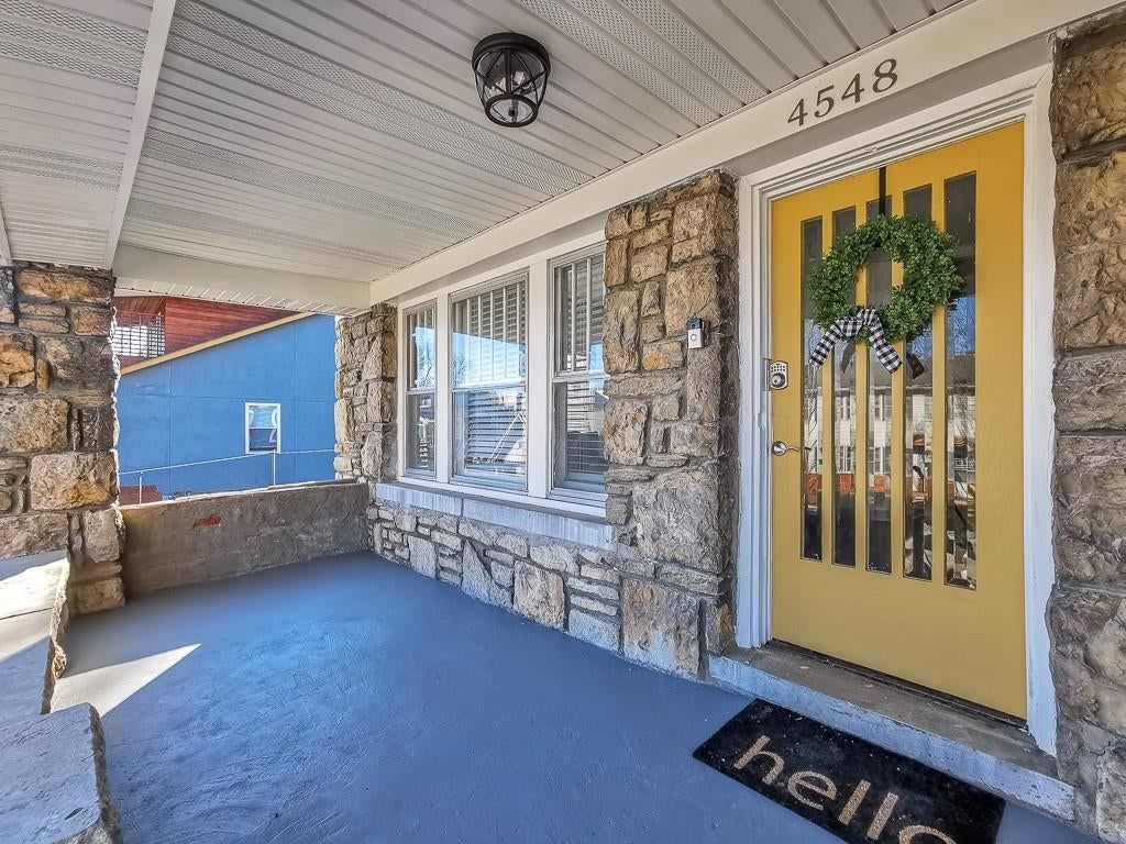 4548 Mercier Street — photo 34