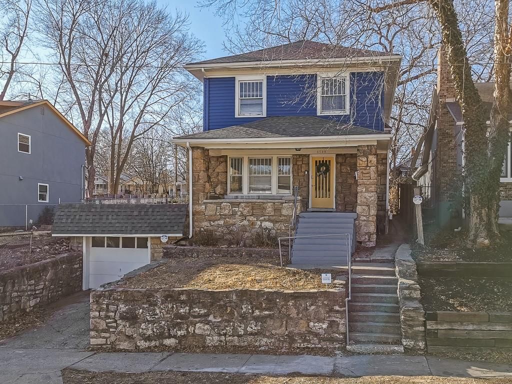 4548 Mercier Street — photo 35