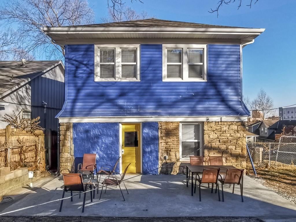 4548 Mercier Street — photo 39