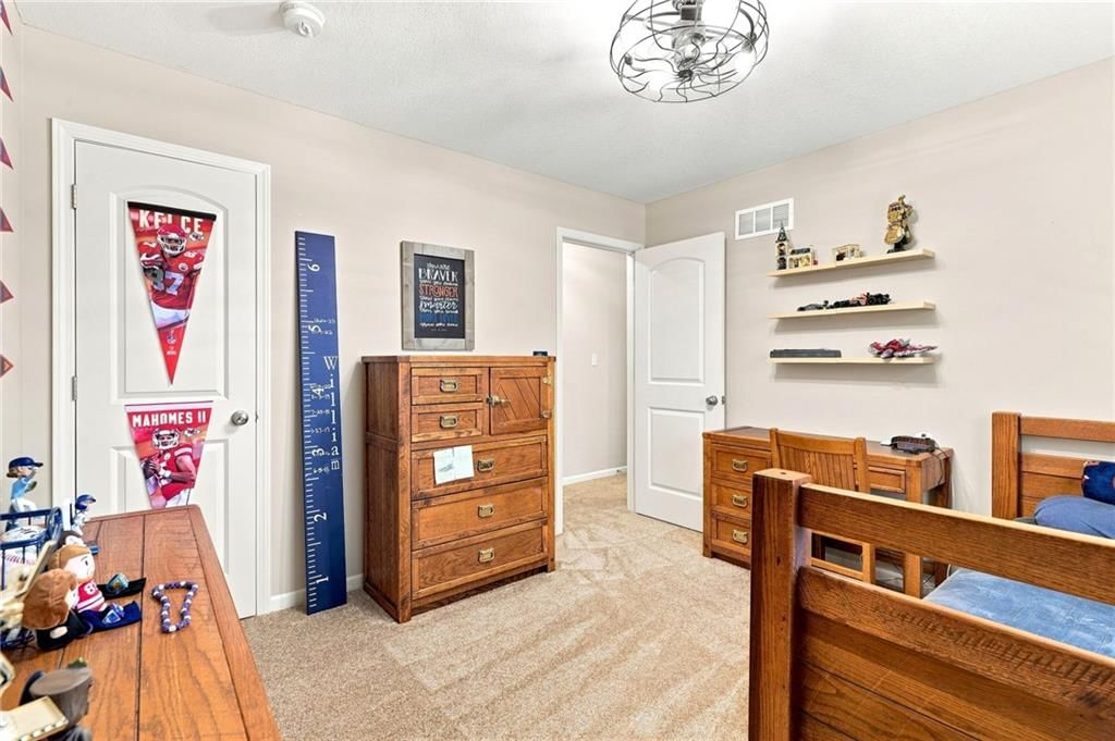Photo 30 of 40 - 906 SW Bobcat Street, Oak Grove, MO 64075